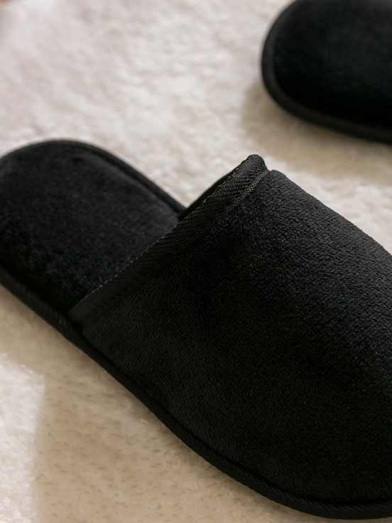 Ev Terliği YENİ SİYAH