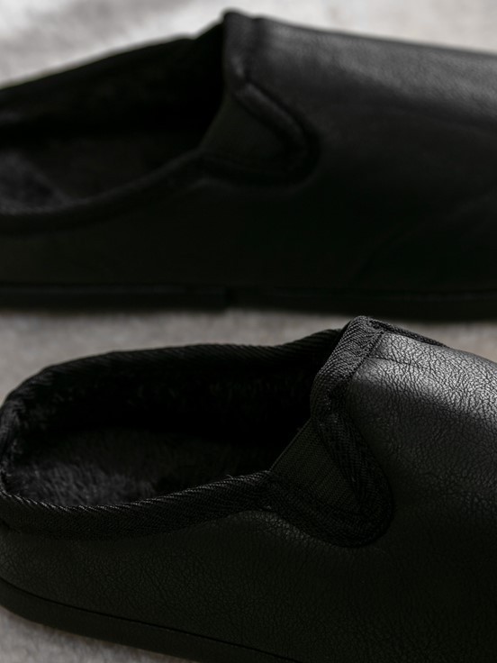 Ev Terliği YENİ SİYAH