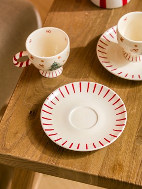 Yılbaşı Temalı 2 Kişilik Porselen Kahve Fincan Takımı 90 Ml KARIŞIK BASKILI