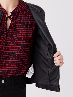 Deri Görünümlü Mont YENİ SİYAH