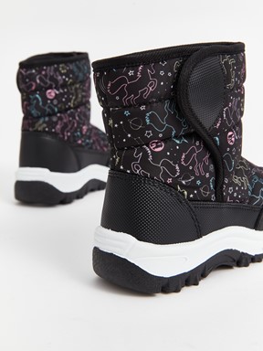 Kar Botu SİYAH BASKILI