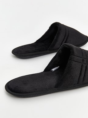 Ev Terliği YENİ SİYAH