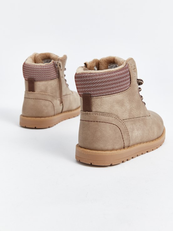 Bot AÇIK KAHVERENGİ