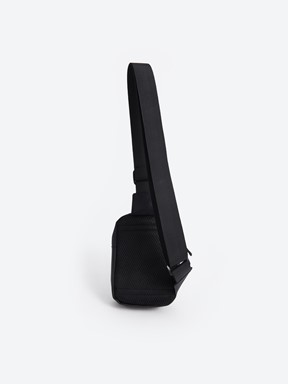 Göğüs Çantası YENİ SİYAH