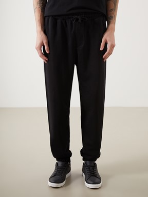 LCW BASIC Rahat Kalıp Erkek Jogger Eşofman Altı YENİ SİYAH