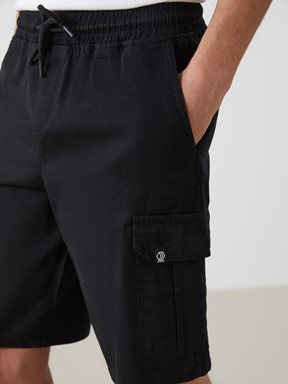 Standart Kalıp Gabardin Erkek Kargo Şort SİYAH