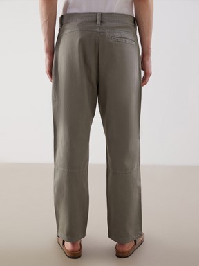 LCW CLASSIC Rahat Kalıp Gabardin Erkek Kargo Pantolon MAT HAKİ