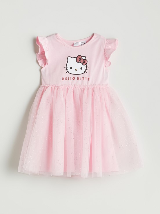 Elbise PEMBE