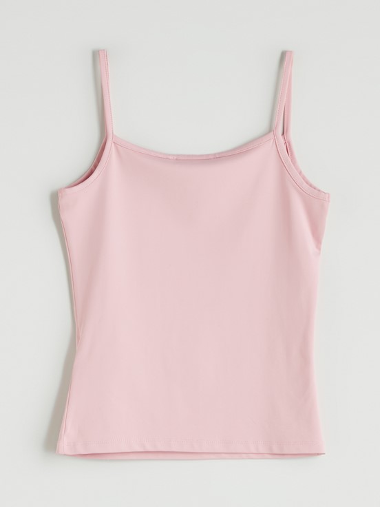 Atlet PEMBE LEYLAK