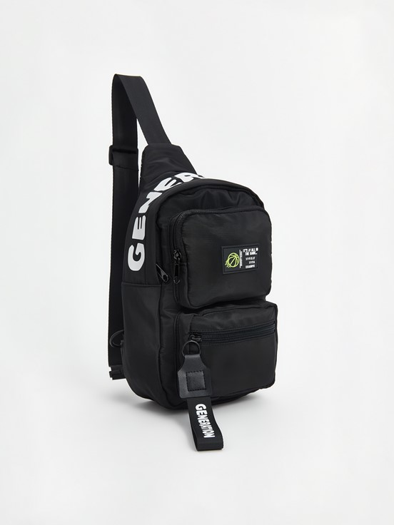 Göğüs Çantası YENİ SİYAH