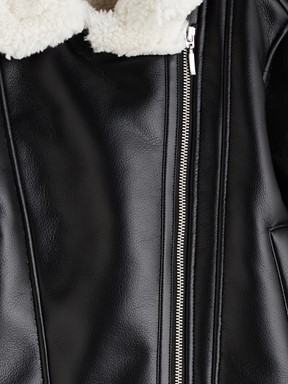 Deri Görünümlü Mont YENİ SİYAH