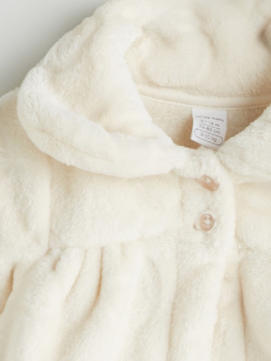 Mont KREM RENGİ