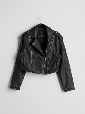 Deri Görünümlü Ceket YENİ SİYAH