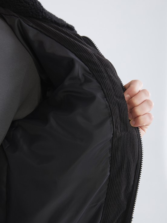 Şişme Mont YENİ SİYAH