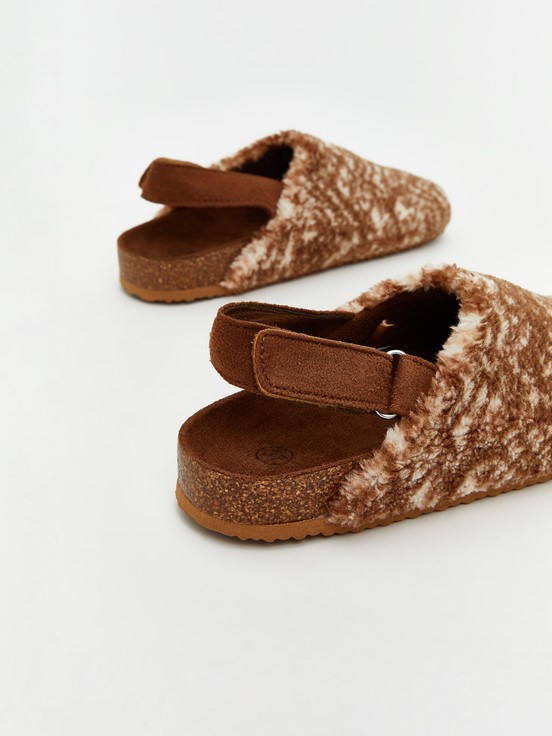 Ev Terliği KARIŞIK