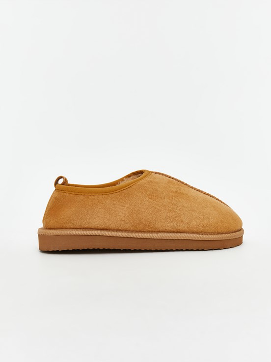 Ev Terliği DEVETÜYÜ