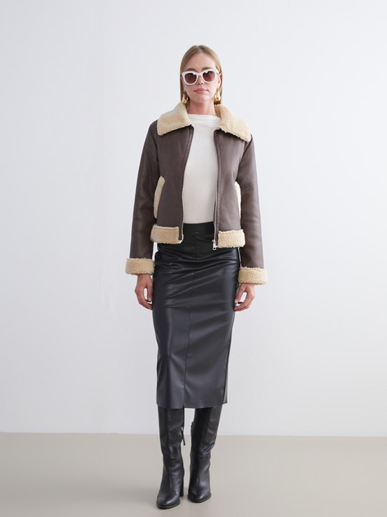 Deri Görünümlü Mont KOYU KAHVERENGİ