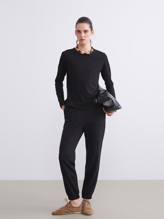 W5BU55Z8 YENİ SİYAH