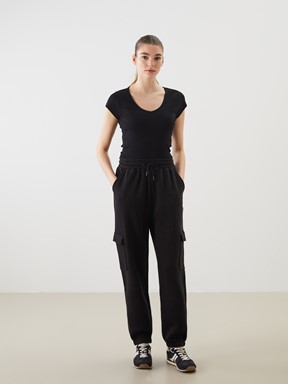 Beli Lastikli Kadın Jogger Eşofman Alt YENİ SİYAH