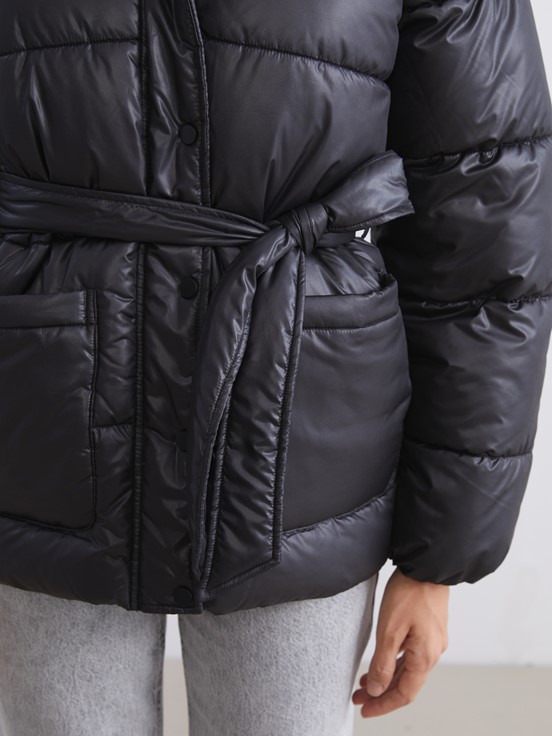 Şişme Mont YENİ SİYAH