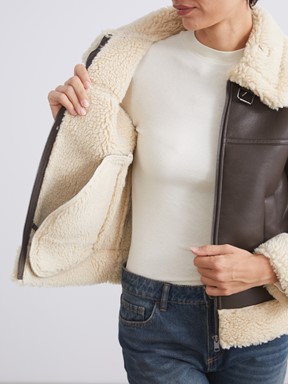 Deri Görünümlü Mont KAHVERENGİ