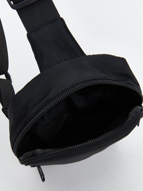 Göğüs Çantası YENİ SİYAH