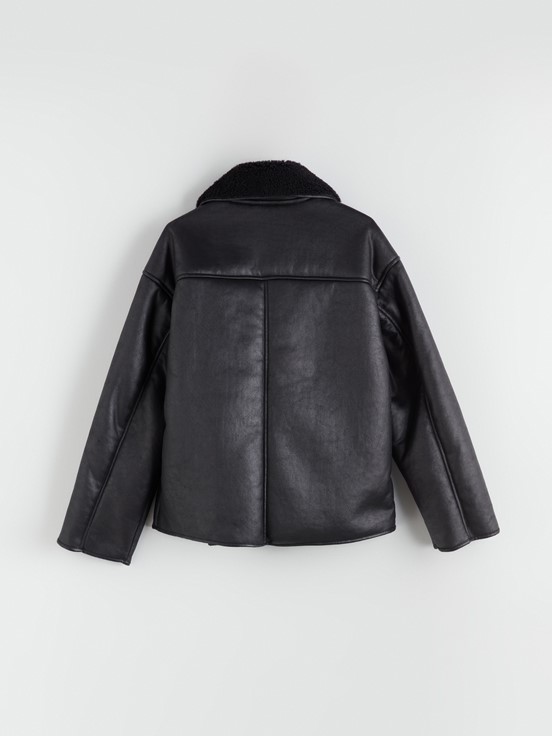 Deri Görünümlü Mont YENİ SİYAH