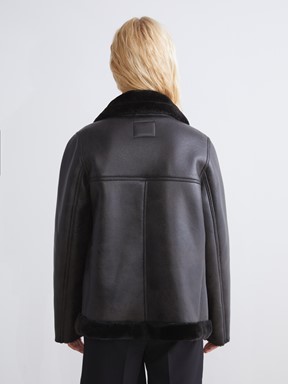 Deri Görünümlü Mont YENİ SİYAH