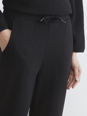 W5DT25Z8 YENİ SİYAH