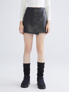 Şort Etek YENİ SİYAH