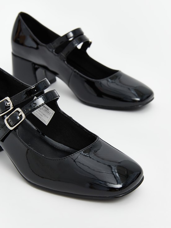 Topuklu Ayakkabı YENİ SİYAH