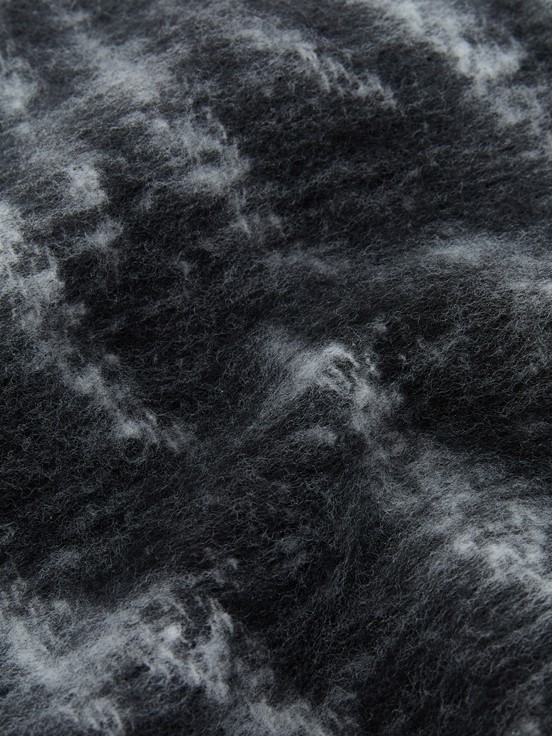 Atkı SİYAH BASKILI