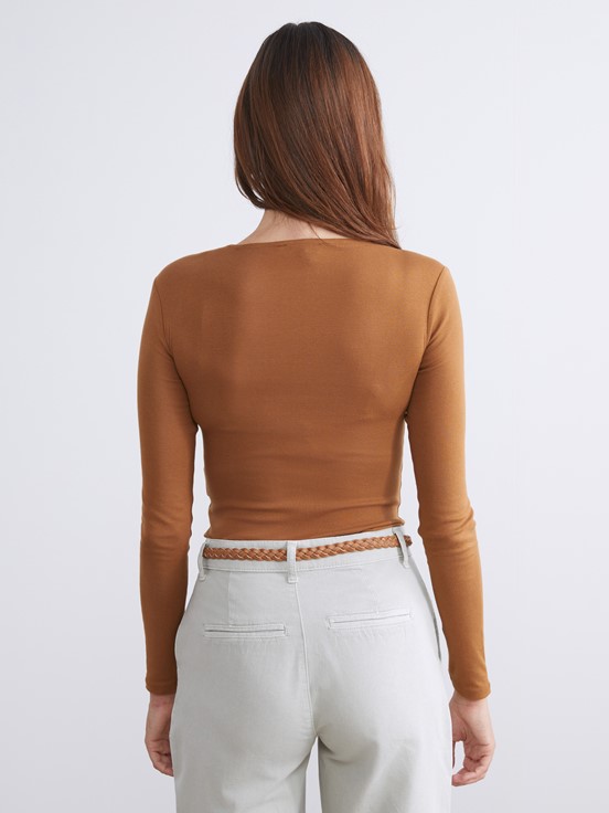 Body AÇIK KAHVERENGİ