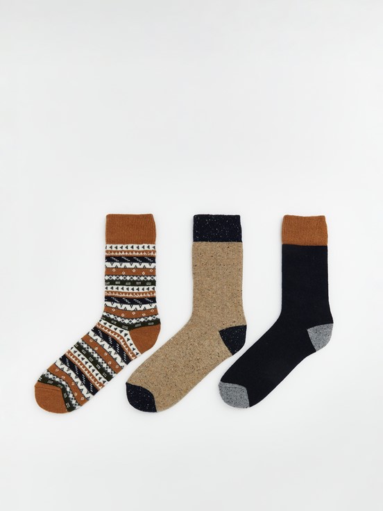 Soket Çorap KARIŞIK RENK İPLİĞİ BOYALI