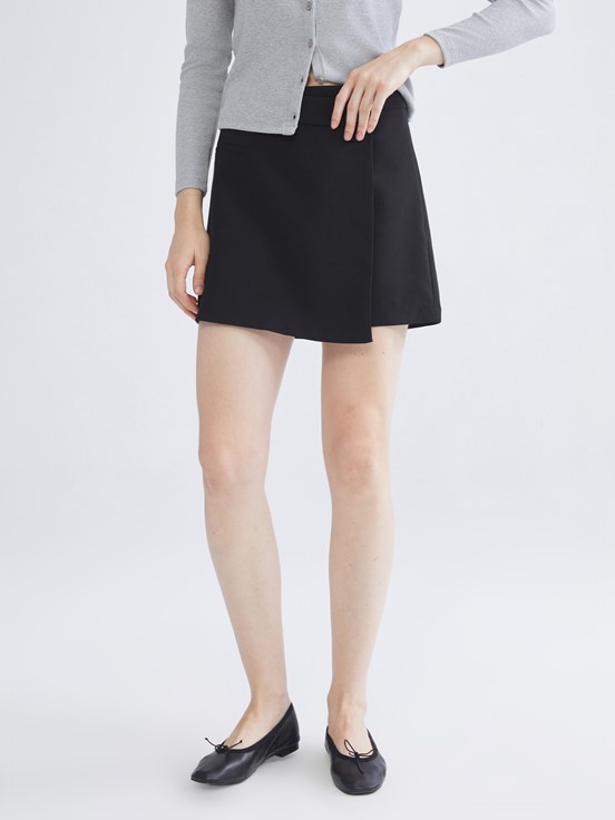 Şort Etek YENİ SİYAH