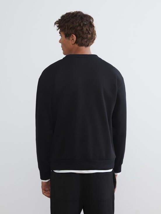 Sweatshirt YENİ SİYAH