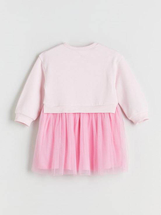 Elbise PEMBE