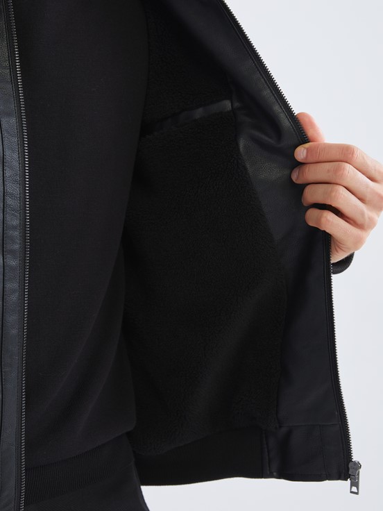 Deri Görünümlü Mont YENİ SİYAH