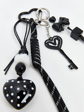 Kalp Desenli Kadın Çanta Charmı KARIŞIK