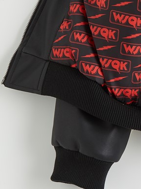 Deri Görünümlü Ceket YENİ SİYAH