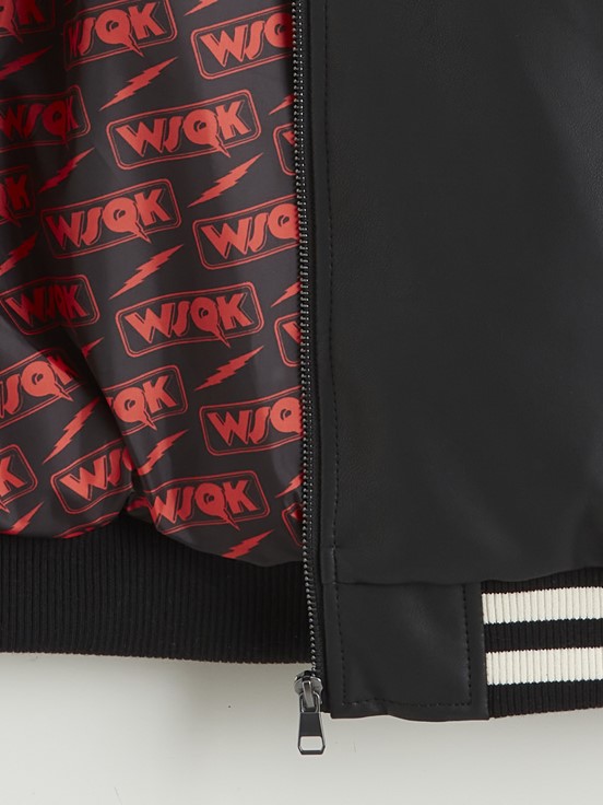 Deri Görünümlü Mont YENİ SİYAH