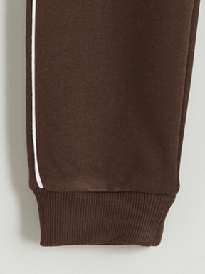 Takım KOYU KAHVERENGİ