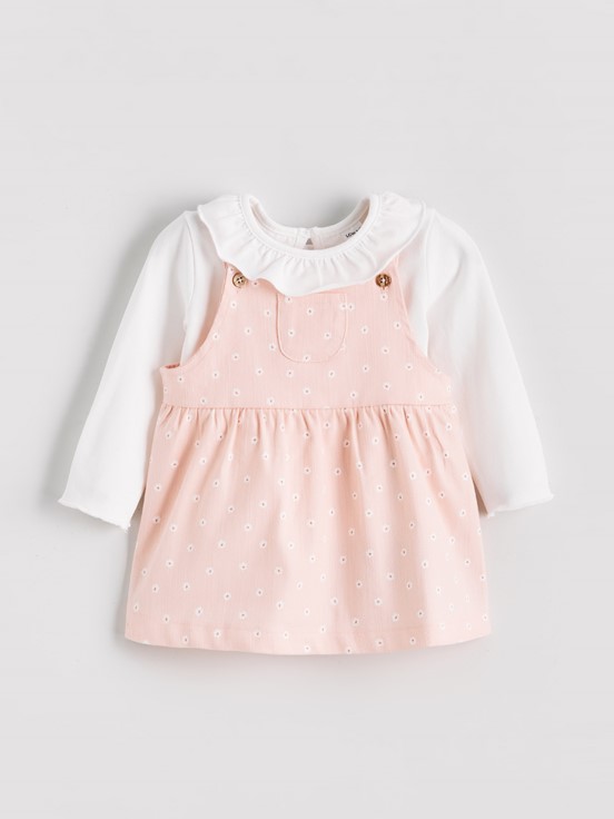 Elbise PEMBE BASKILI