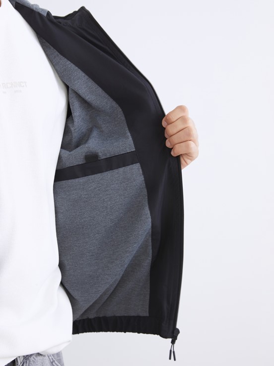 Yağmurluk YENİ SİYAH