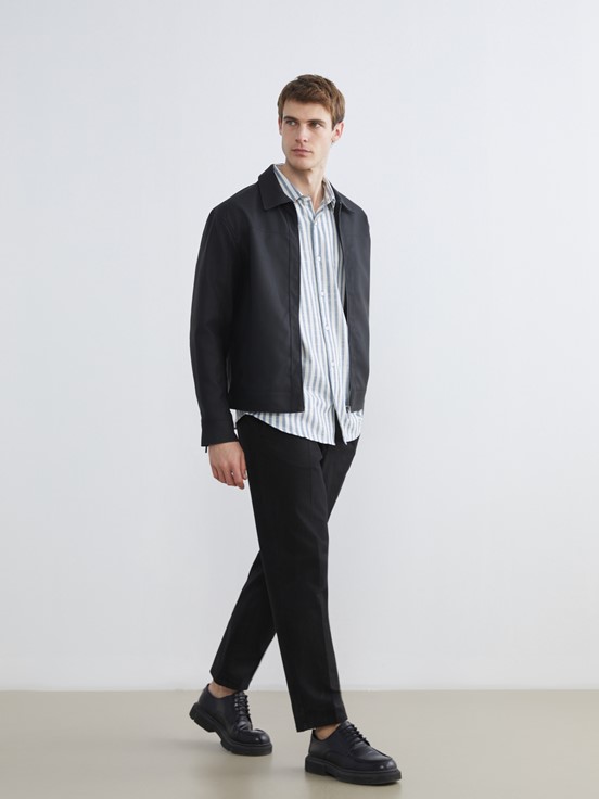 Deri Görünümlü Mont YENİ SİYAH