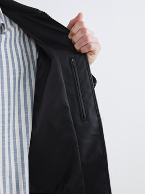 Deri Görünümlü Mont YENİ SİYAH