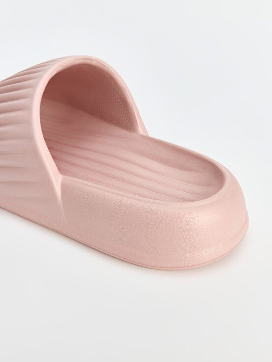 Terlik PEMBE