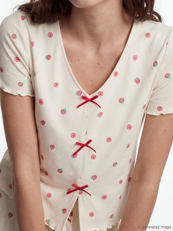 Kaprili Pijama Takımı EKRU BASKILI