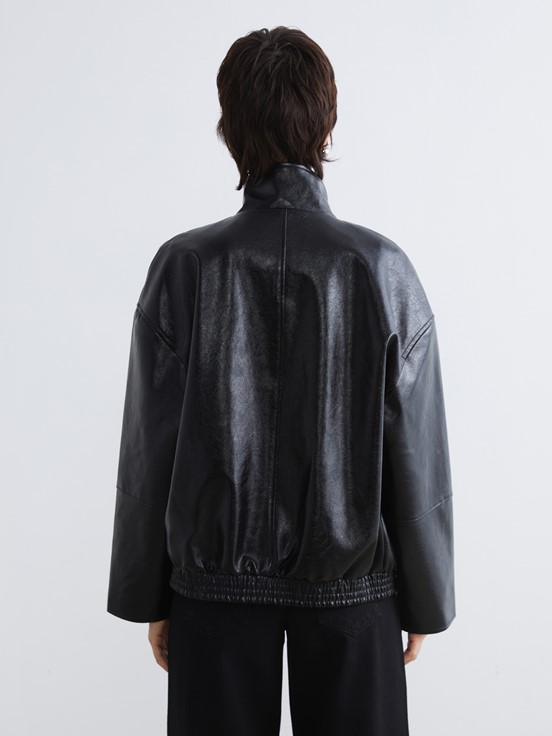 Deri Görünümlü Mont YENİ SİYAH