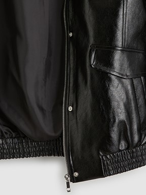 Deri Görünümlü Mont YENİ SİYAH